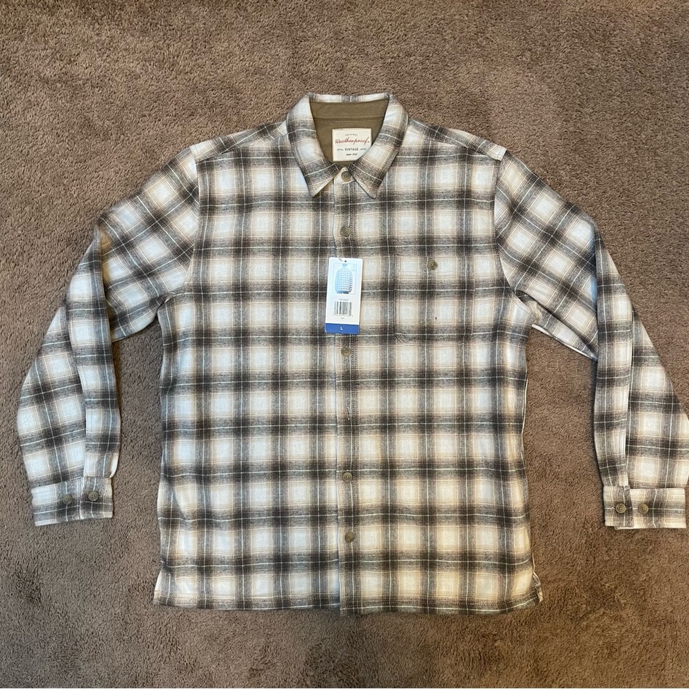 ***NWT*** Weatherproof Vintage Flannel